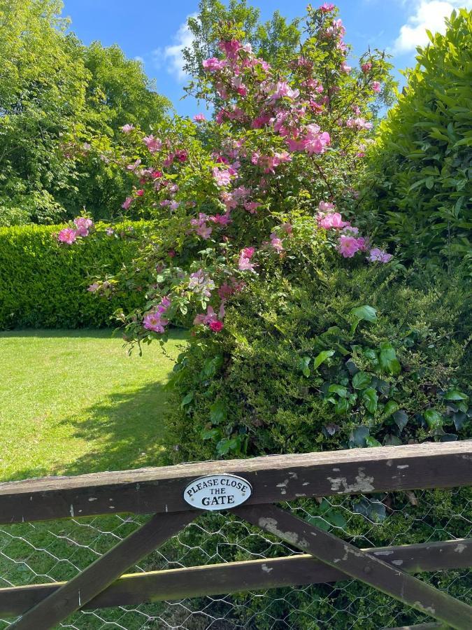 The Gatehouse Villa Long Melford Exterior photo